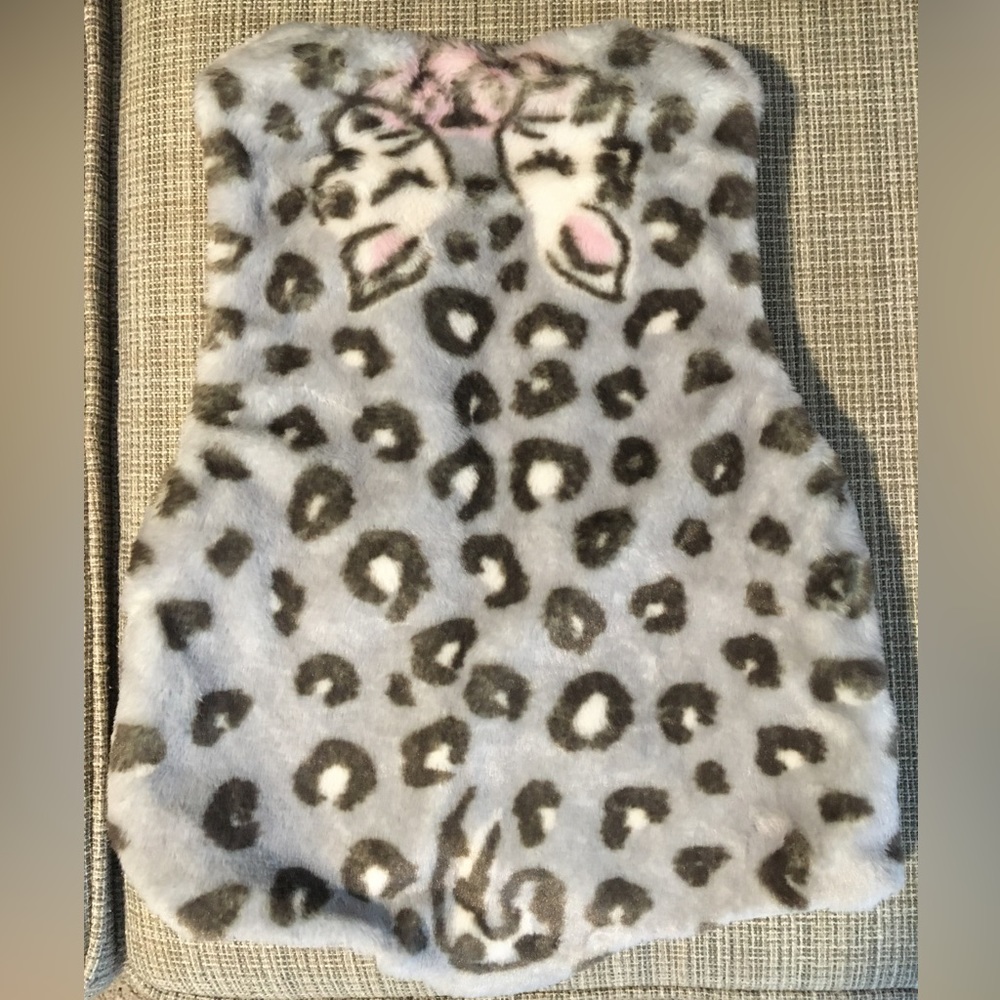 Snow Leopard Vest